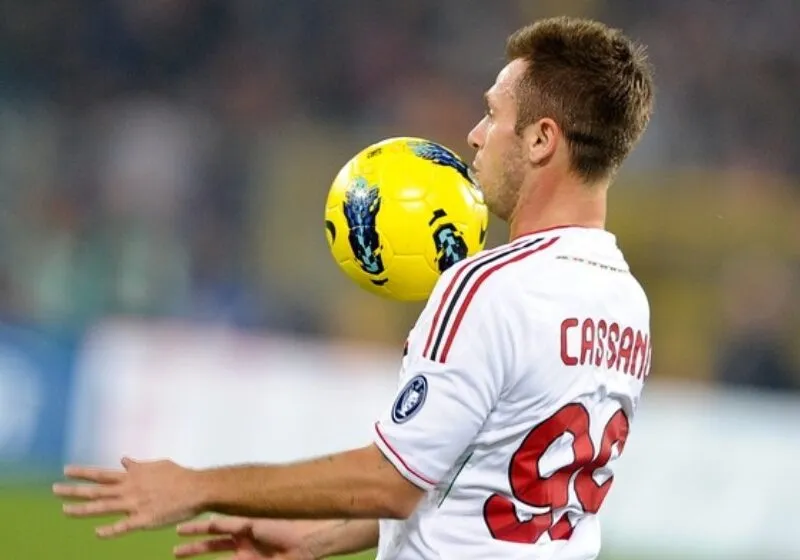 Phong cách chơi bóng làm nên thương hiệu Antonio Cassano
