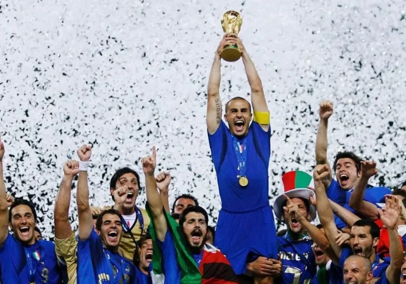 Sơ đồ chiến thuật và triết lý: 4-3-1-2 kim cương