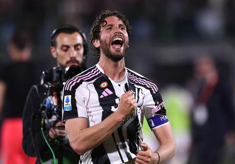 Regista hiện đại: Bộ não ở tuyến giữa