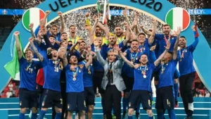 Ý vô địch EURO