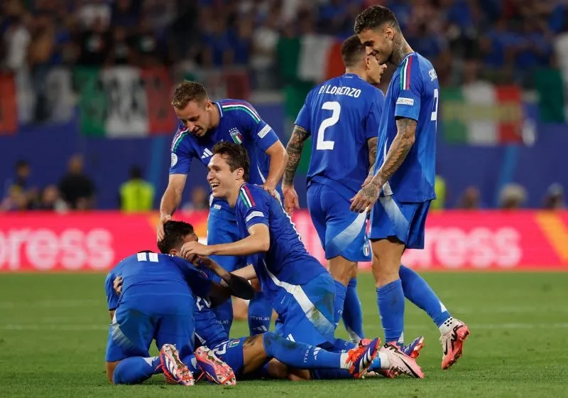 Biệt danh của đội tuyển Ý